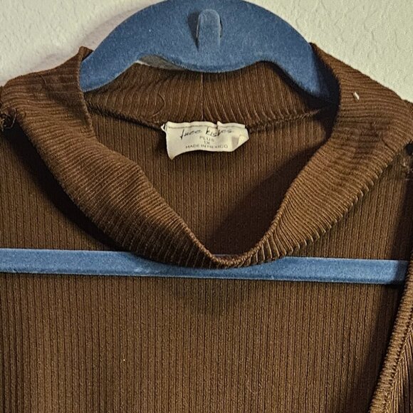 Low Neckline Tee - Picture 2 of 2